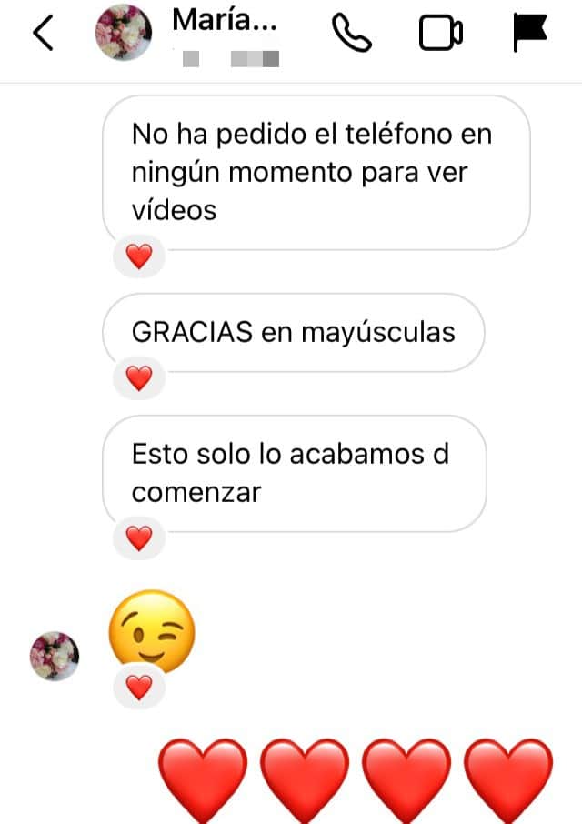 Captura del testimonio de María sobre comer sin móvil